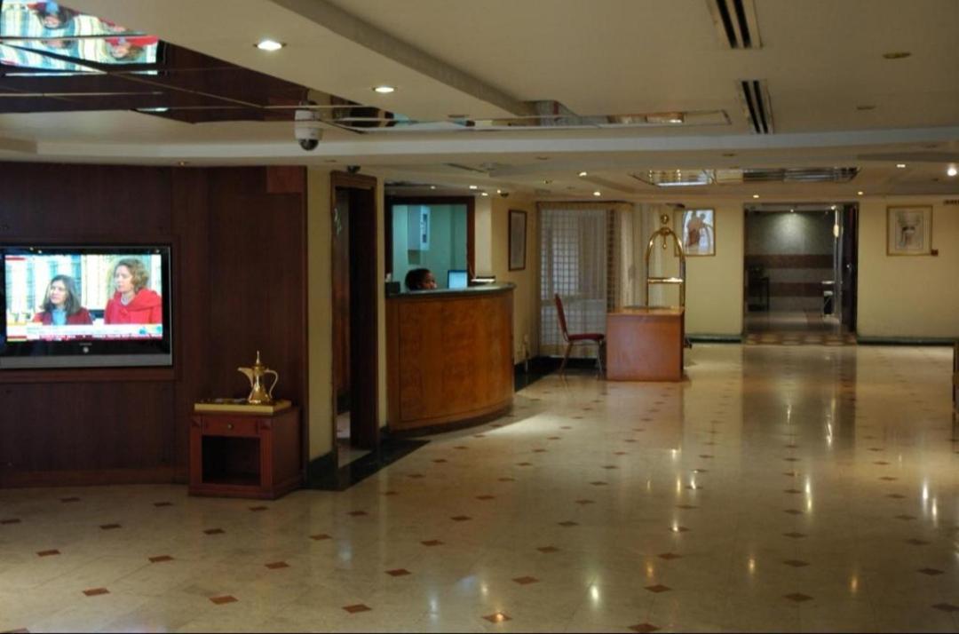 London Crown 2 Hotel Apartments ดูไบ ภายนอก รูปภาพ
